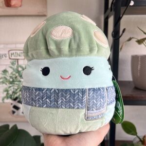 NWT 8” Squishmallows Bo Lynn the mushroom